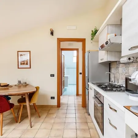 Casa Bello, Familiare Ospitalita Naples